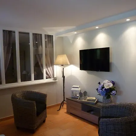 La Bastide Des Senteurs Guest house *